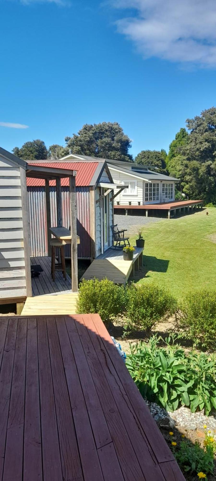 ホテル Taranaki Waihaha エクステリア 写真